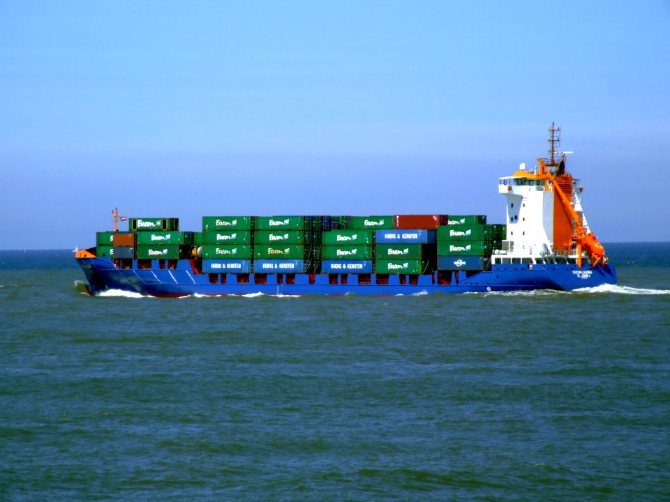 Eucon Leader p2 leaving Port of Rotterdam 04-Aug-2007
