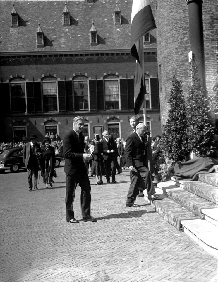 Europa Congres Ridderzaal Den Haag. Aankomst Eden, Bestanddeelnr 902-7377