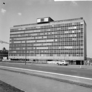 Europahuis aan de James Wattstraat te Amsterdam klaar, Bestanddeelnr 916-5254