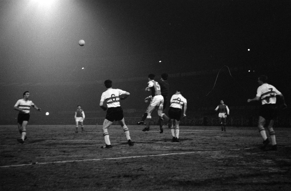 Europa Cup 1. Feyenoord tegen Reims 1-1. Spelmomenten, Bestanddeelnr 914-9238