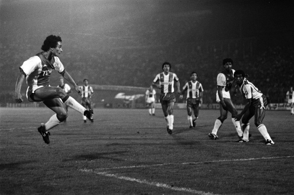 Europa Cup I Ajax tegen Porto 0-0 spelmomenten, Bestanddeelnr 933-4453
