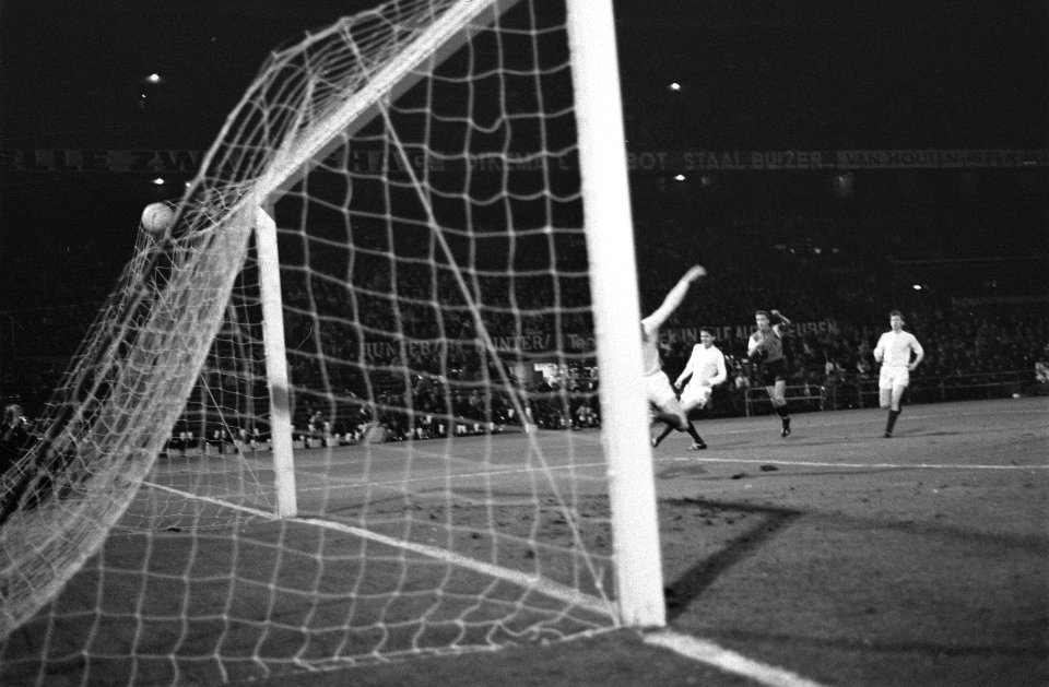 Europacup 1. Feyenoord tegen Reykjavik 4-0. Spelmoment, Bestanddeelnr 922-8315