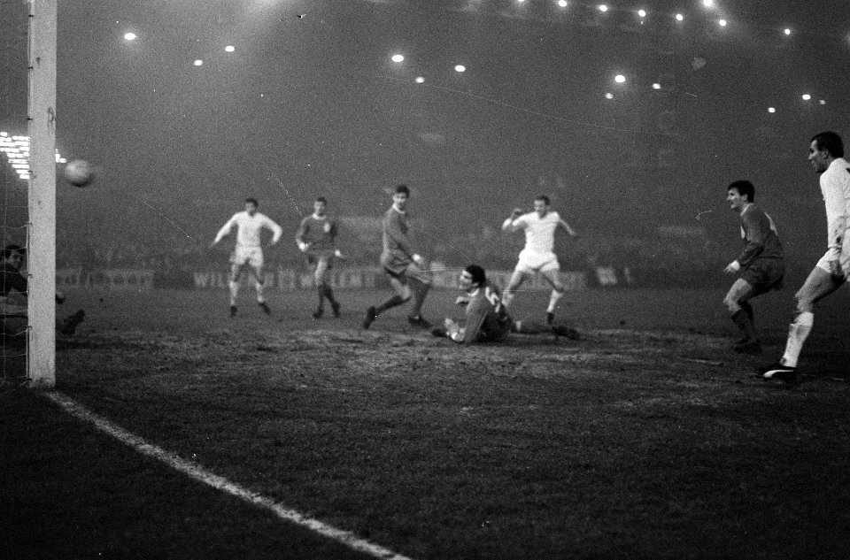 Europacup I. Ajax tegen Liverpool 5-1, spelmomenten, Bestanddeelnr 919-8591