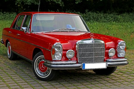 Benz daimler star photo