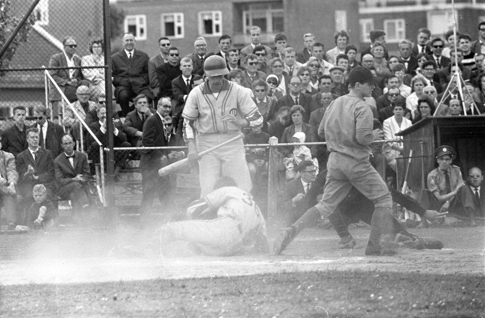Europacup voor honkbal, Sparta en het Belgische Luchtball Greys , spelmomenten, Bestanddeelnr 916-6133