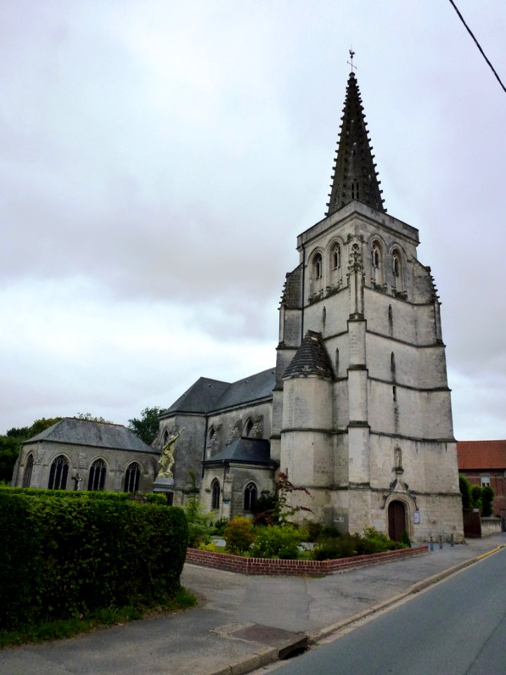 Estrée-Blanche (Pas-de-Calais, Fr) église, tour