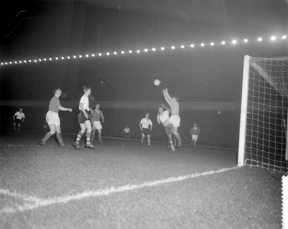 Europa Cupvoetbal Glasgow Rangers tegen Sparta in Londen, Bestanddeelnr 911-1348