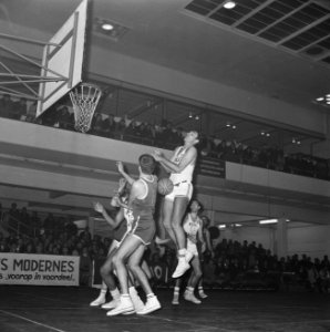 Europa-cup Basketball SVE tegen Real Madrid te Utrecht, spelmoment, Bestanddeelnr 920-9130