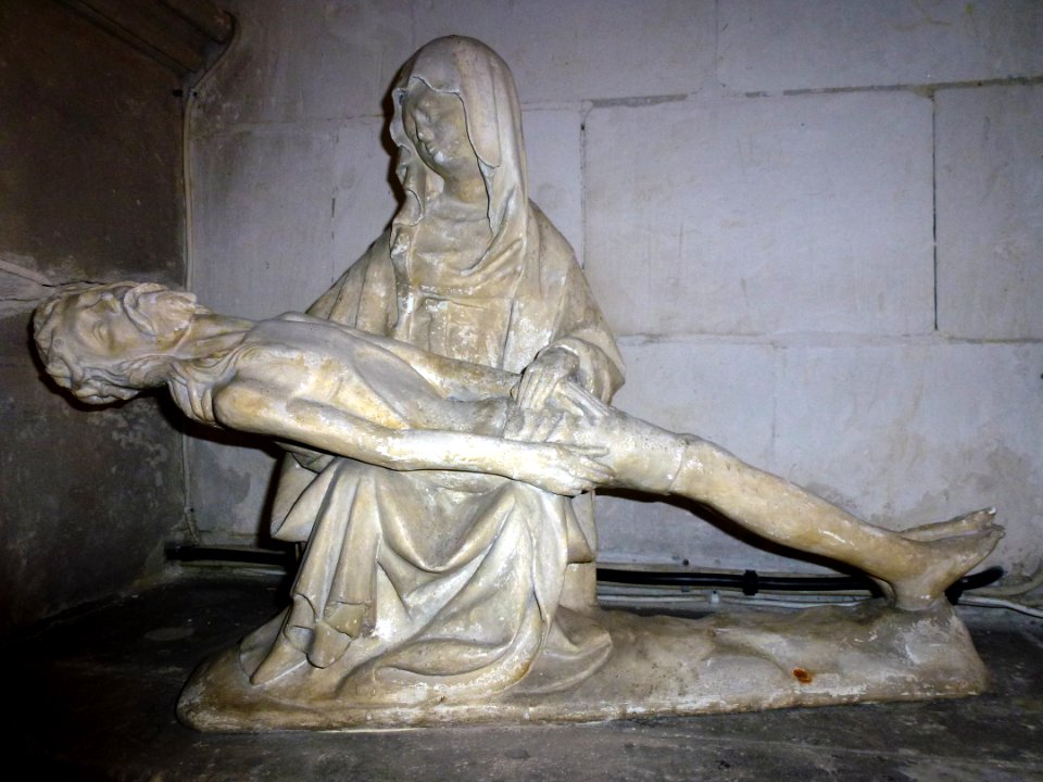 Estrée-Blanche (Pas-de-Calais, Fr) église, Pietà, vue 1