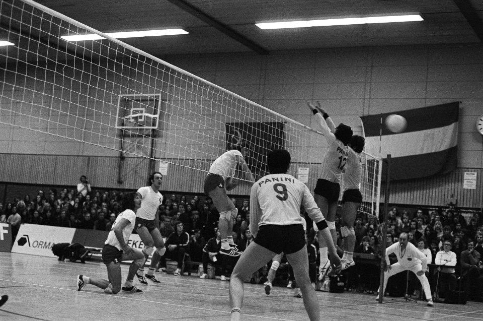 Europacup volleybal Delta Loyd tegen Panini (Italie), Bestanddeelnr 926-2159