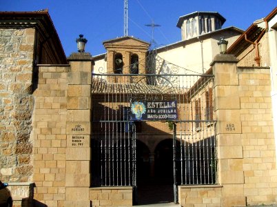 Estella - Basílica de Nuestra Señora del Puy 01