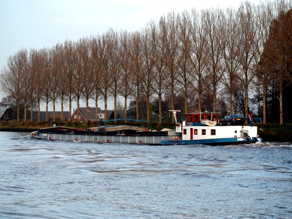 Esther, ENI 02103203 op het Amsterdam-Rijn kanaal