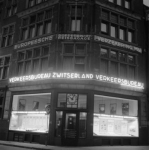 Etalage Hall-Zwitsers Verkeersbureau, Bestanddeelnr 901-8382