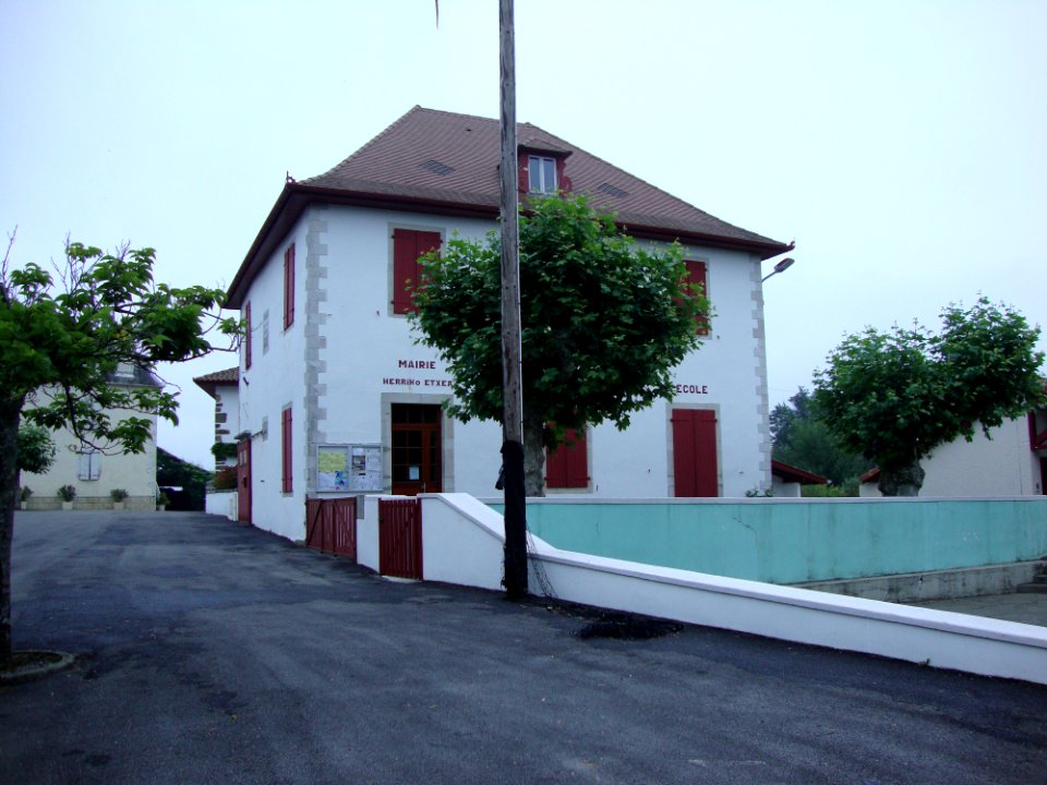 Etcharry (Pyr-Atl, Fr) mairie - école