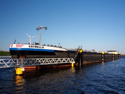 Estrella (ship, 2010), Afrikahaven