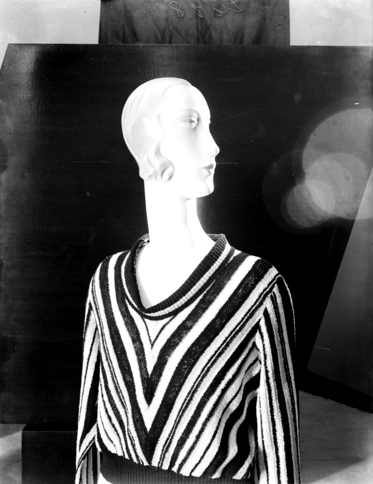Etalagepop van de fa Imans met jumper, Bestanddeelnr 252-1158