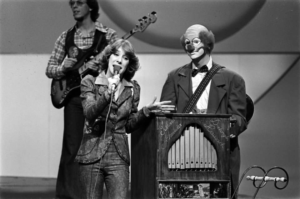 Eurovisie Songfestival 76 Den Haag Peter, Sue and Marc (Zwitserland), Bestanddeelnr 928-5030