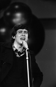 Eurovisie Song Festival in RAI Amsterdam, repetities. Gianni Morandi (Italie) zi, Bestanddeelnr 923-3594
