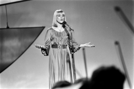 Eurovisie Songfestival 76 Den Haag Catherine Ferry (Frankrijk), Bestanddeelnr 928-5017