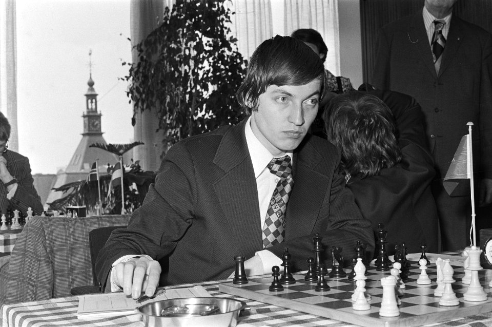 Euwe, vierkampschaken in Amsterdam, Karpov (USSR) in aktie tegen Browne, Bestanddeelnr 928-5776