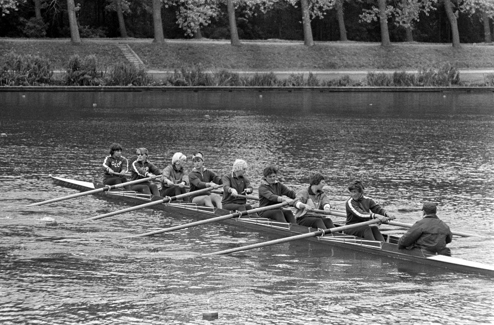 Europese Roeikampioenschappen, dames, de Russische achten tijdens training, Bestanddeelnr 919-4793