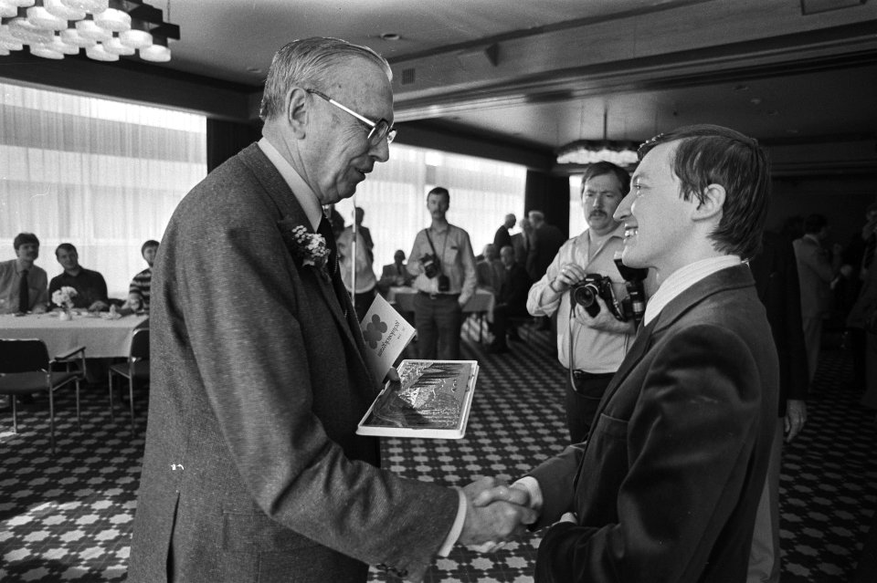 EuweKarpov1981