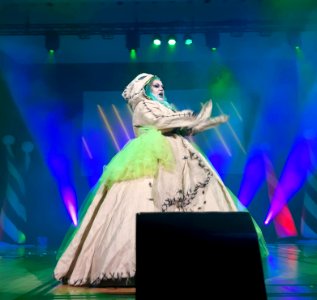 Eureka O'Hara at Christmas Queens 2018