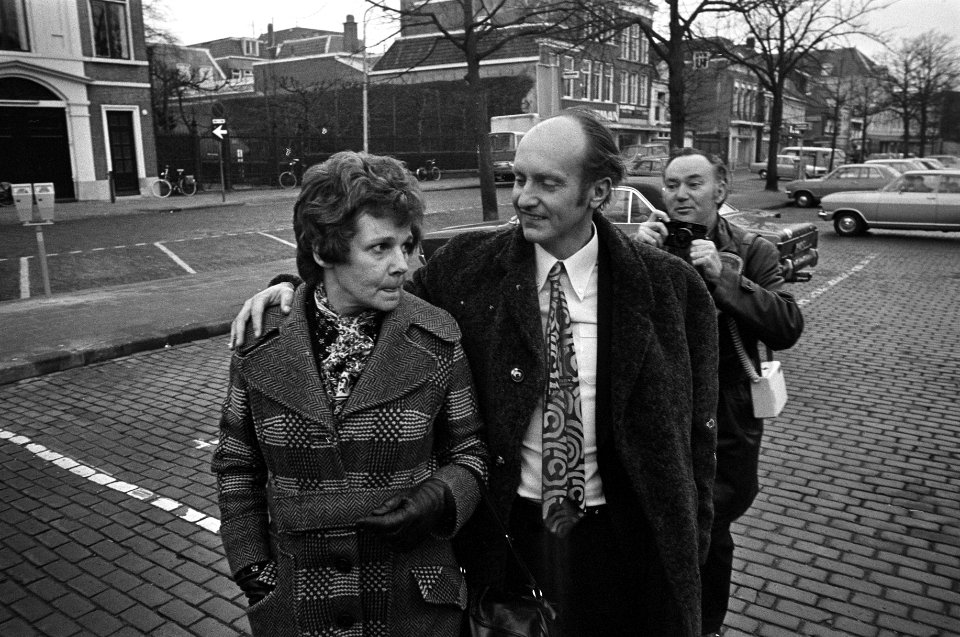 Euthanasie-proces begonnen tegen mw Postma van Boven in Leeuwarden, mw Postma en, Bestanddeelnr 926-2090
