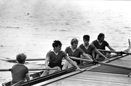 Europese roeikampioenschappen dames in Duisburg, 6. Russische enkel vier, 7 Holl, Bestanddeelnr 918-0978