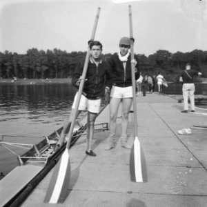Europese roeikamp te Duisburg, Jan Wienesse i.a., Boelen (rechts) en Enters (twe, Bestanddeelnr 918-1040