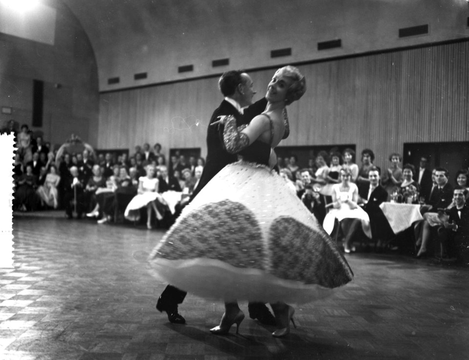 Europees danskampioenschap in Krasnapolski te Amsterdam winnend paar Smith Hamps, Bestanddeelnr 910-8365
