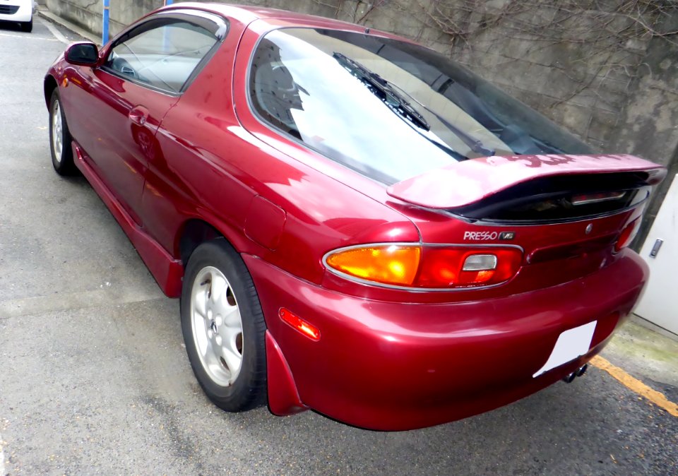 Eunos PRESSO Si (EC5S) rear