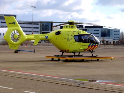 Eurocopter EC-135T-2 ANWB - Mobiel Medisch Team Lifeliner 1 PH-EMS Amsterdam Schiphol (AMS - EHAM), 27 February 2005