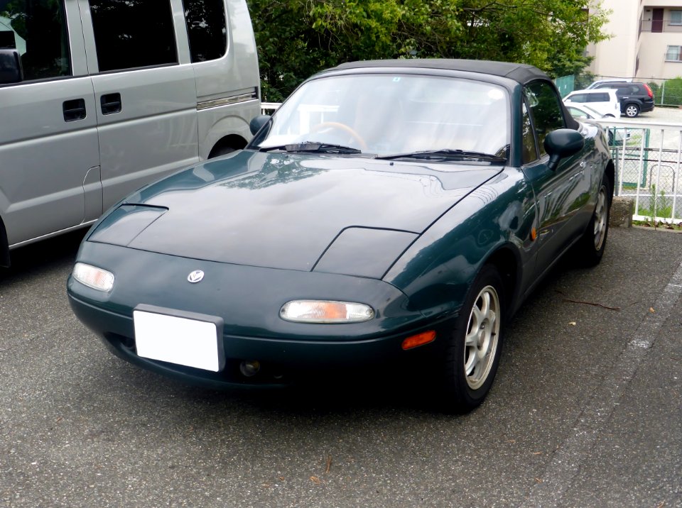 Eunos Roadster V Special (NA8C) front