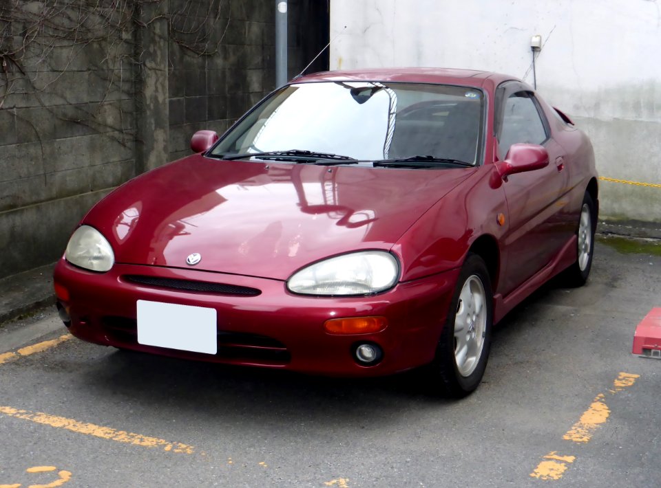 Eunos PRESSO Si (EC5S) front