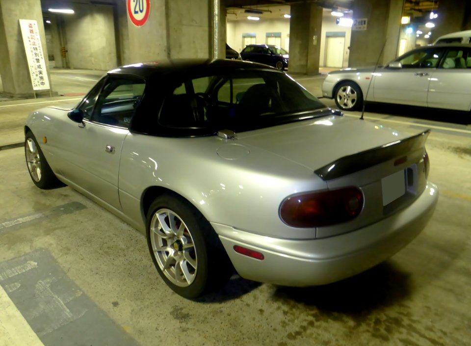 Eunos Roadster (NA6CE) rear