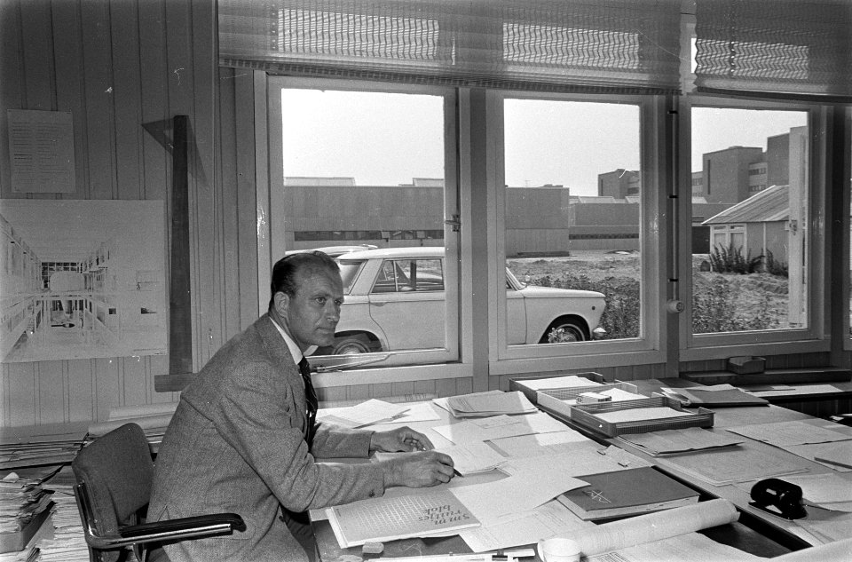European Space Centre in Noordwijk. Dhr. Larssen, architect, Bestanddeelnr 920-5158