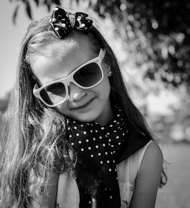 Look model smile