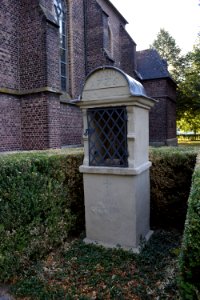 Esbeck - Bildstock an der Kirche