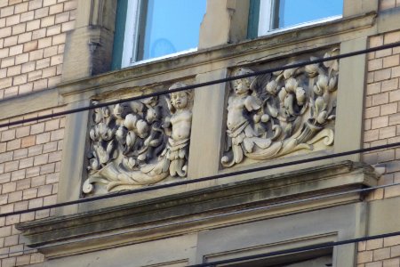 ES Neckarstraße 24 Fassadenschmuck