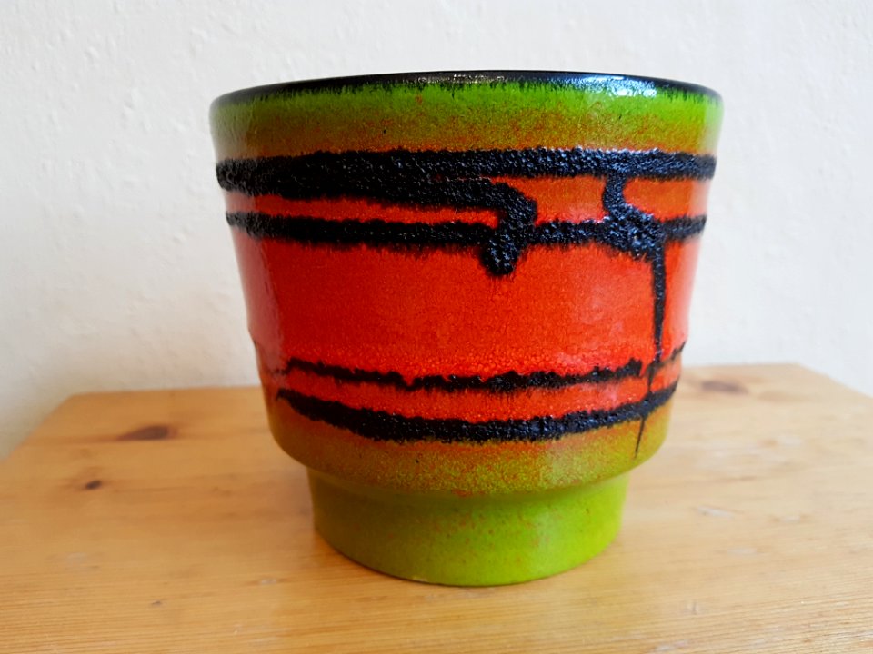 ES Keramik planter