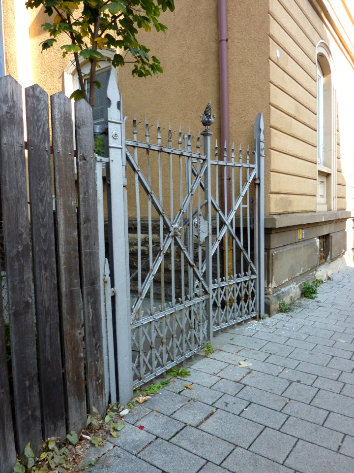 ES Martinstraße Zaun