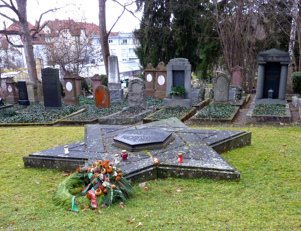 ES Ebershaldenfriedhof israelitisches Gräberfeld
