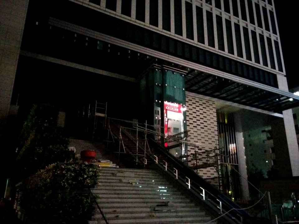 Escalators and stairs under construction in Daimon