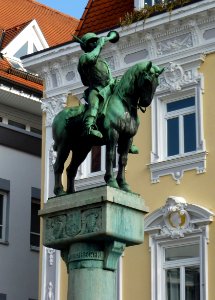 ES Postmichelbrunnen Figur und Stifterinschrift