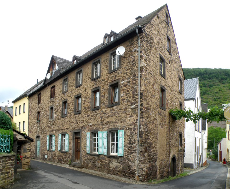 Ernst (Mosel) Bruchsteinhaus