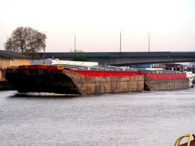 Ertepeller, ENI 08060011 pushing Outsider, ENI 02327034 & Mallorca, ENI 02325231 op het Amsterdam-Rijn kanaal, foto 2