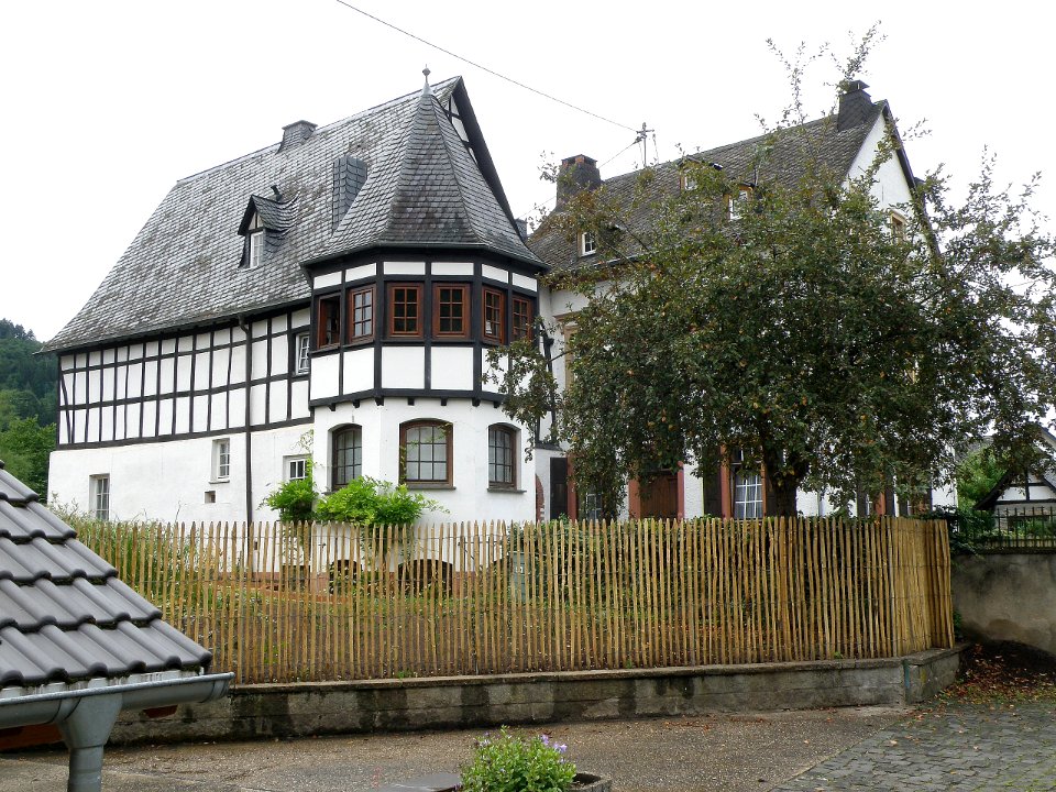 Ernst (Mosel) Weingartenstraße Nr. 74