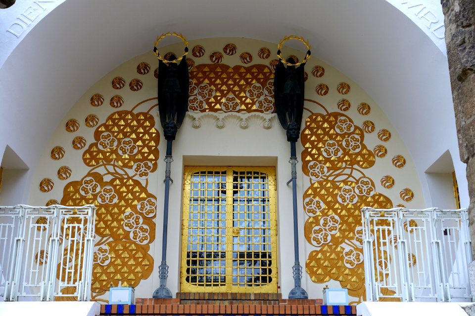 Ernst-Ludwig-Haus (Museum Künstlerkolonie) - Mathildenhöhe - Darmstadt, Germany - DSC01373
