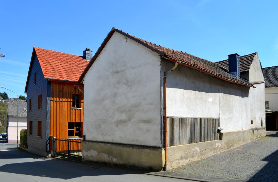Ernsthausen, Bahnhofstraße 7 (2)